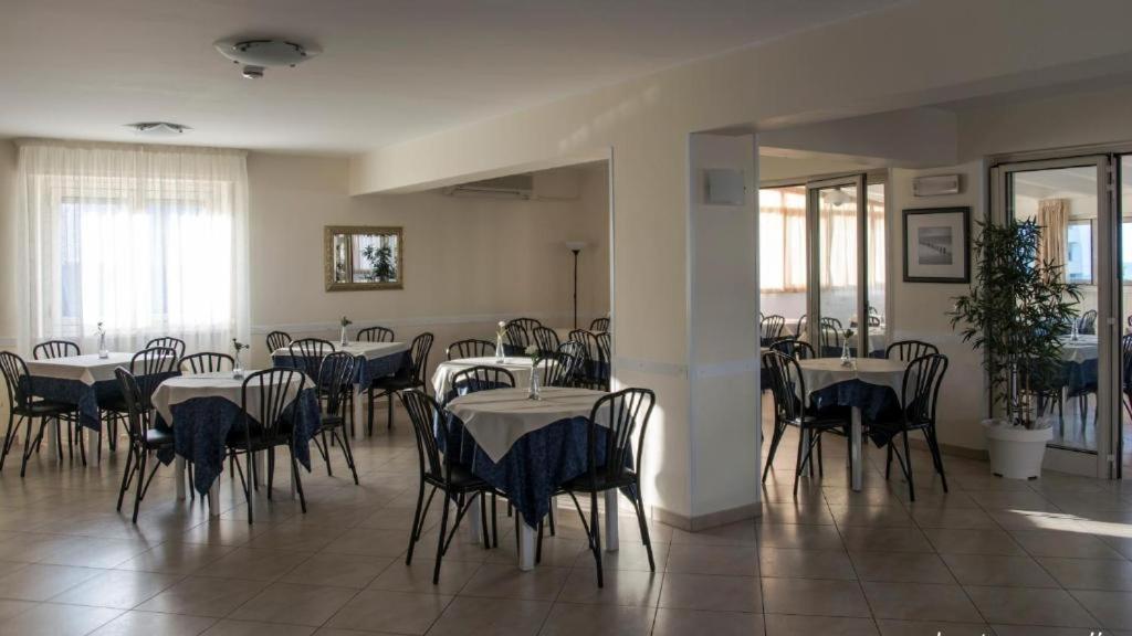 Hotel Antagos Montesilvano Marina 외부 사진