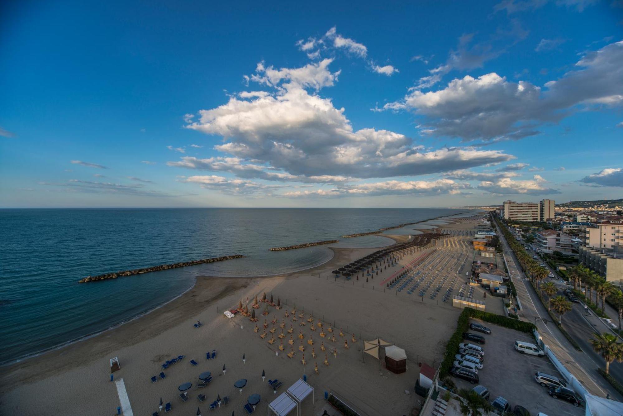 Hotel Antagos Montesilvano Marina 외부 사진