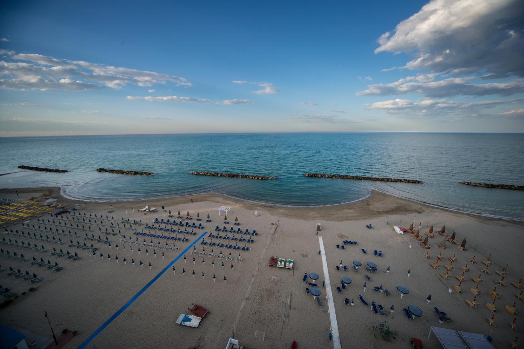 Hotel Antagos Montesilvano Marina 외부 사진