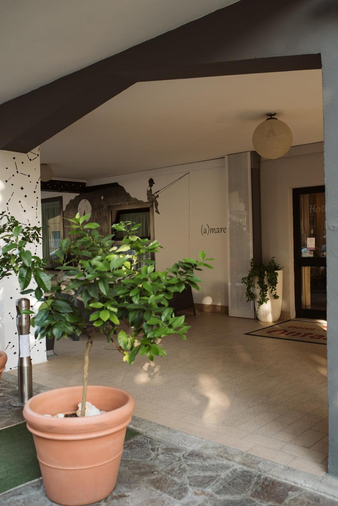 Hotel Antagos Montesilvano Marina 외부 사진