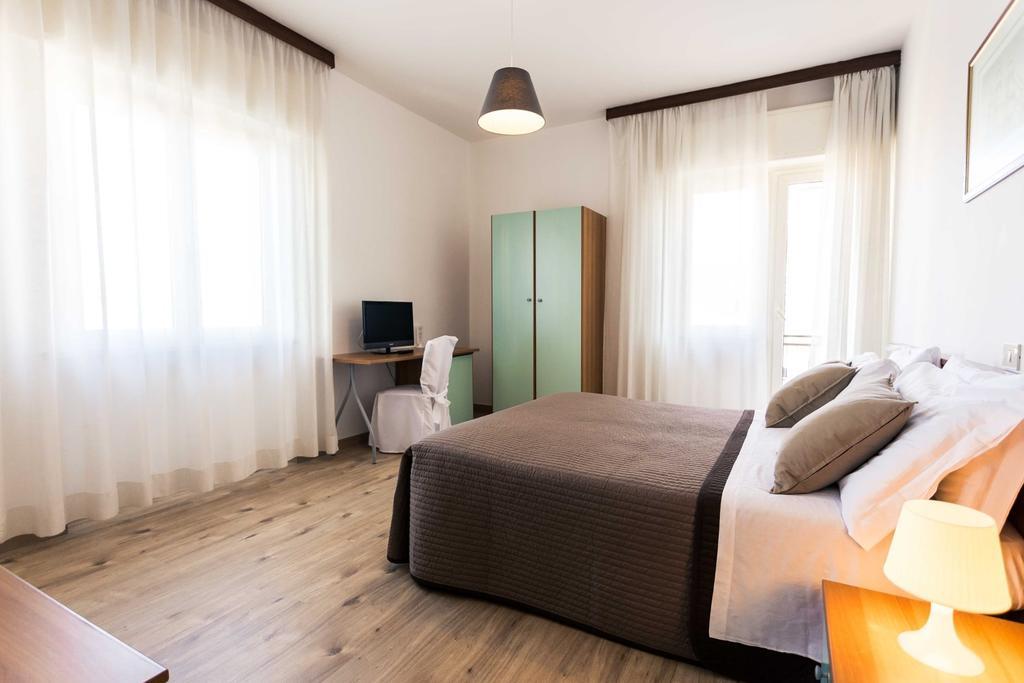 Hotel Antagos Montesilvano Marina 외부 사진