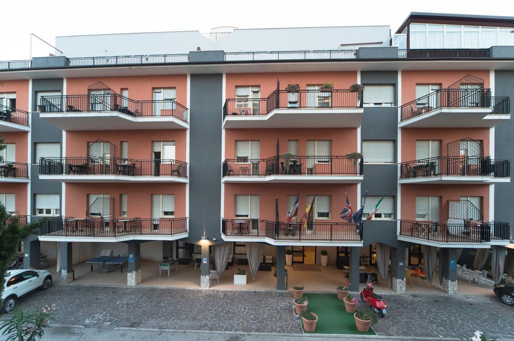 Hotel Antagos Montesilvano Marina 외부 사진